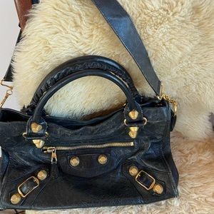 AUTHENTIC BALENCIAGA DISTRESSED LEATHER BAG